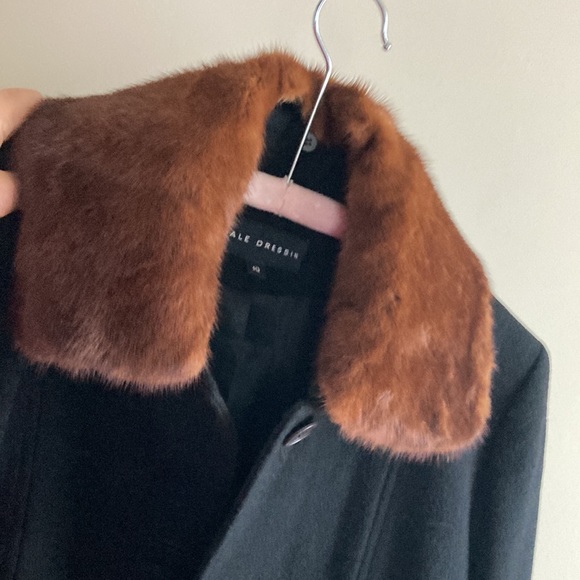 Coat - Picture 9 of 10